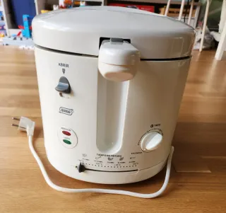 Freidora QUIGG con temporizador