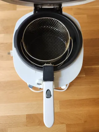 Freidora QUIGG con temporizador