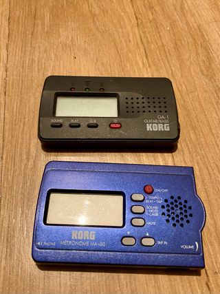 Korg MA-30 Metrónomo y Afinador GA-1