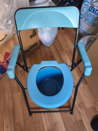 Silla orinal ortopédica azul sin usar