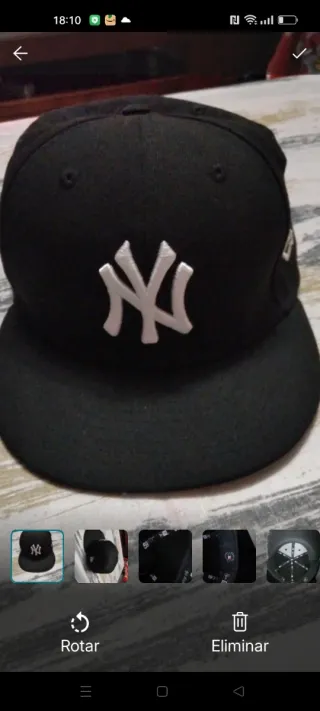 Gorra New Era NY Negra Talla 56.8 Nueva