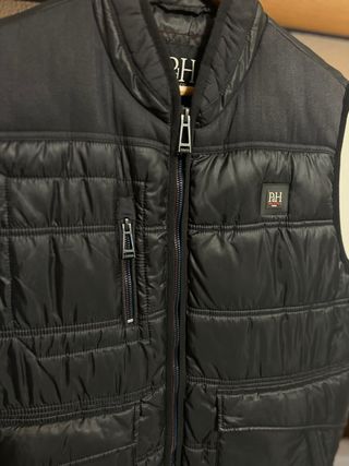 Chaleco Pedro del Hierro bordado negro