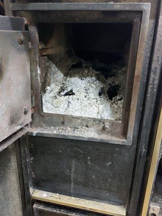 Cocina de hierro antigua