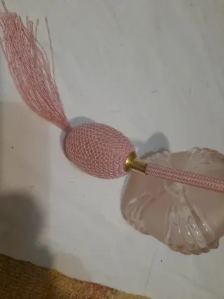 Flacone profumo vintage con pompetta