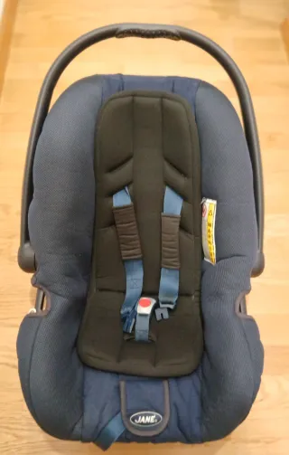 Maxi Cosi Jane con reductor bebé