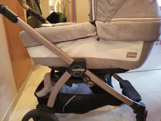 Carro seminuevo cuco y silla