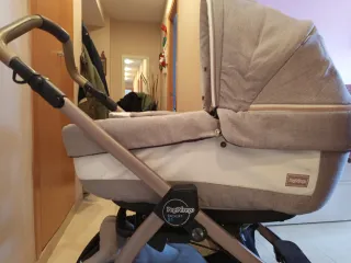 Carro seminuevo cuco y silla