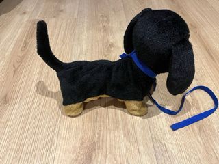 Peluche Animagic Waggles Perro Salchicha