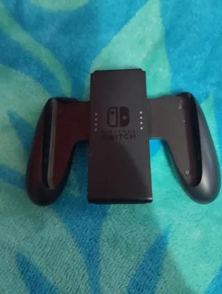 Nintendo Switch Azul/Rojo Completa