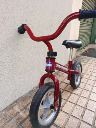 Bici Ruedines 14 Azul + Bici Equilibrio Roja