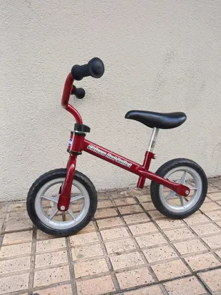 Bici Ruedines 14 Azul + Bici Equilibrio Roja