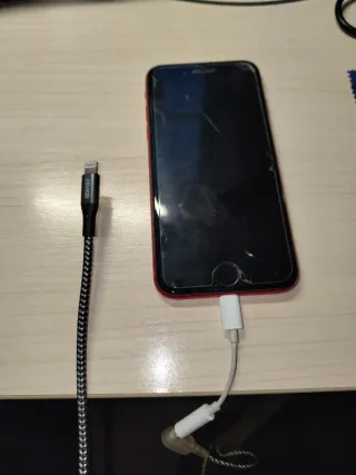 iPhone 8 (PRODUCT)red in ottime condizioni