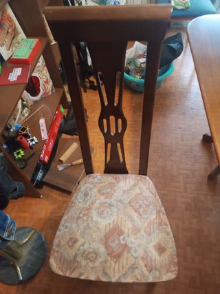 Mesa de comedor extensible con 4 sillas