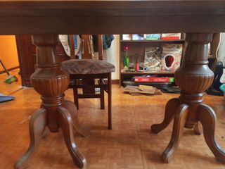 Mesa de comedor extensible con 4 sillas