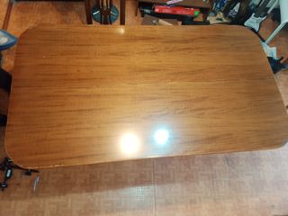 Mesa de comedor extensible con 4 sillas