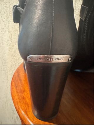 Stivaletti Michael Kors Pelle Scamosciata Neri