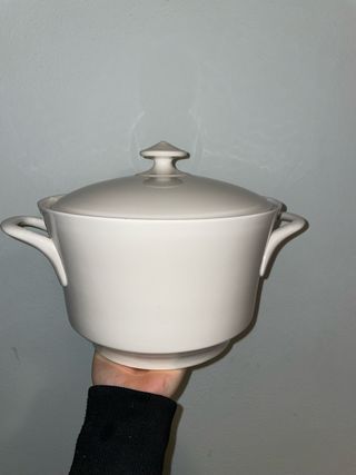 Coppa in porcellana bianca