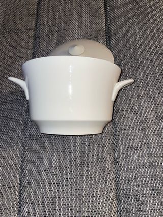 Coppa in porcellana bianca