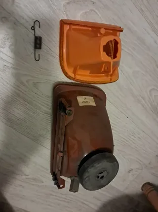 FORD FIESTA MK2. CONJUNTO FARO Y PILOTO DERECHO