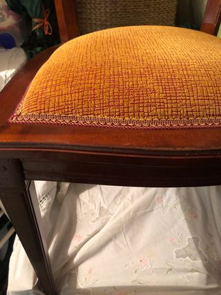 Silla Nido de Abeja Tapizada