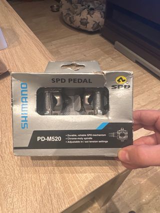 Pedales Shimano PD-M520