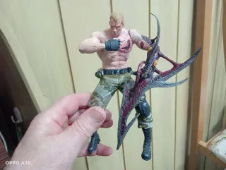 Figura Resident Evil Krauser Mutante