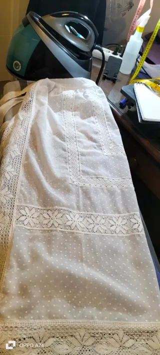 Delantal y pico indumentaria fallera blanco