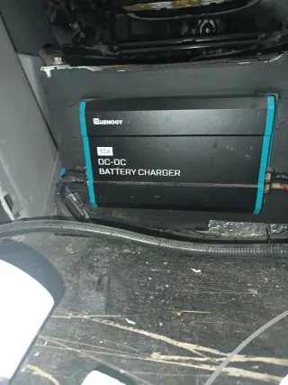 Lote energía camper 12V inversor 2200W Solener + R