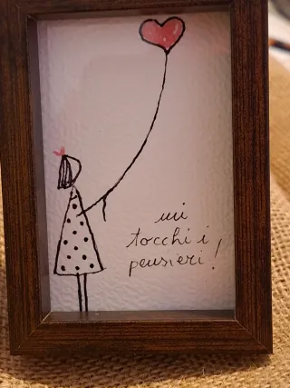 Cornice con disegno bambina e palloncino