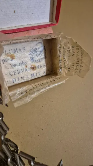 Antigua Caja PLUMAS CERVANTINAS - mod. Dinámica