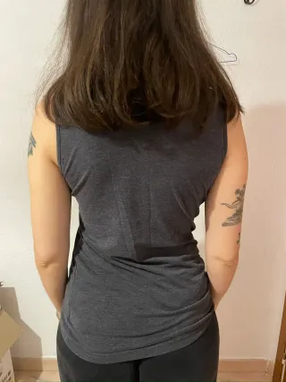 Camiseta de tirantes gris talla L, marca H&M