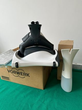 Folletto lavapavimenti + panni e dosatore