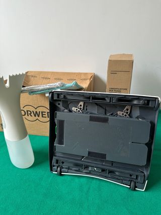 Folletto lavapavimenti + panni e dosatore