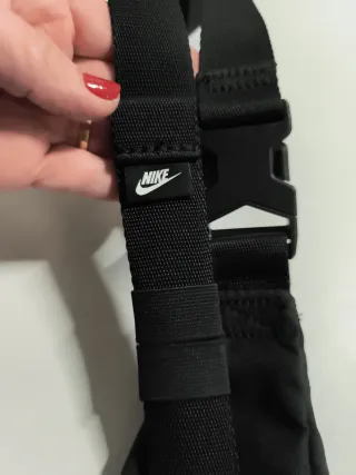 Riñonera Nike Negra