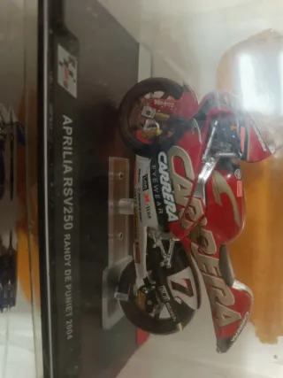 Lote de tres Motos, escala 1:24