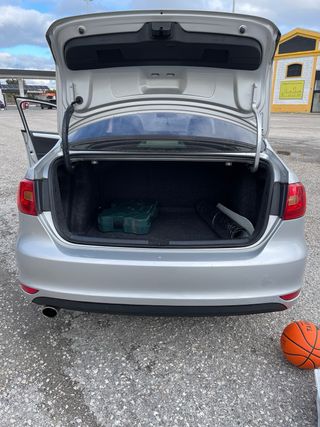 Volkswagen Jetta 2012