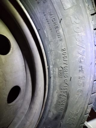 Neumáticos Michelin Hierro Completo