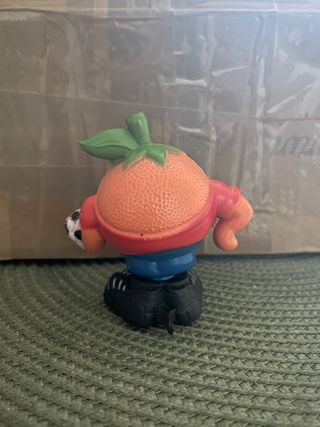 Figura Naranjito 82