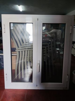 Ventana doble de aluminio blanco