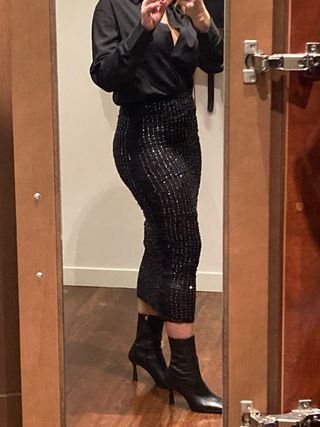 Falda midi lentejuelas