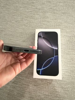 iPhone 16 Pro 256GB Apple