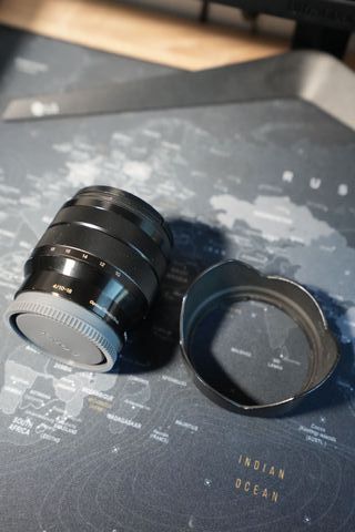 Objetivo Sony E 10-18mm F4 OSS
