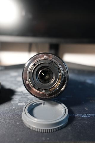 Objetivo Sony E 10-18mm F4 OSS