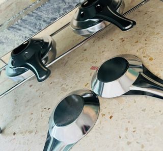 Parrilla de piedra para asar carne