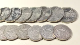 Lote 28 monedas antiguas varias