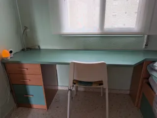 Dormitorio juvenil completo - camas y mobiliario