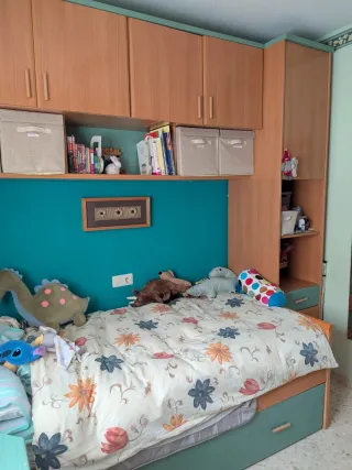 Dormitorio juvenil completo - camas y mobiliario