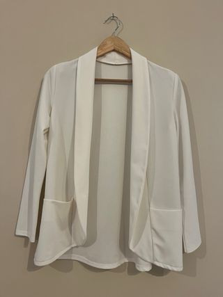 Americana blanca Glowrias con bolsillos