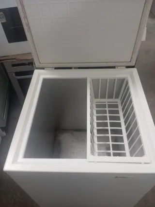 Congelador Edesa pequeño blanco por 130€!