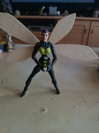 Marvel Legends Avispa